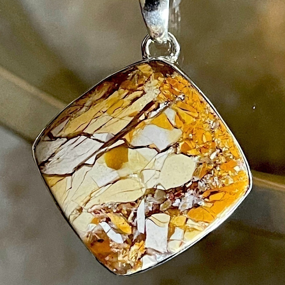 NEW BRECCIATE Mookalite stone necklace set in‎ 925 silver